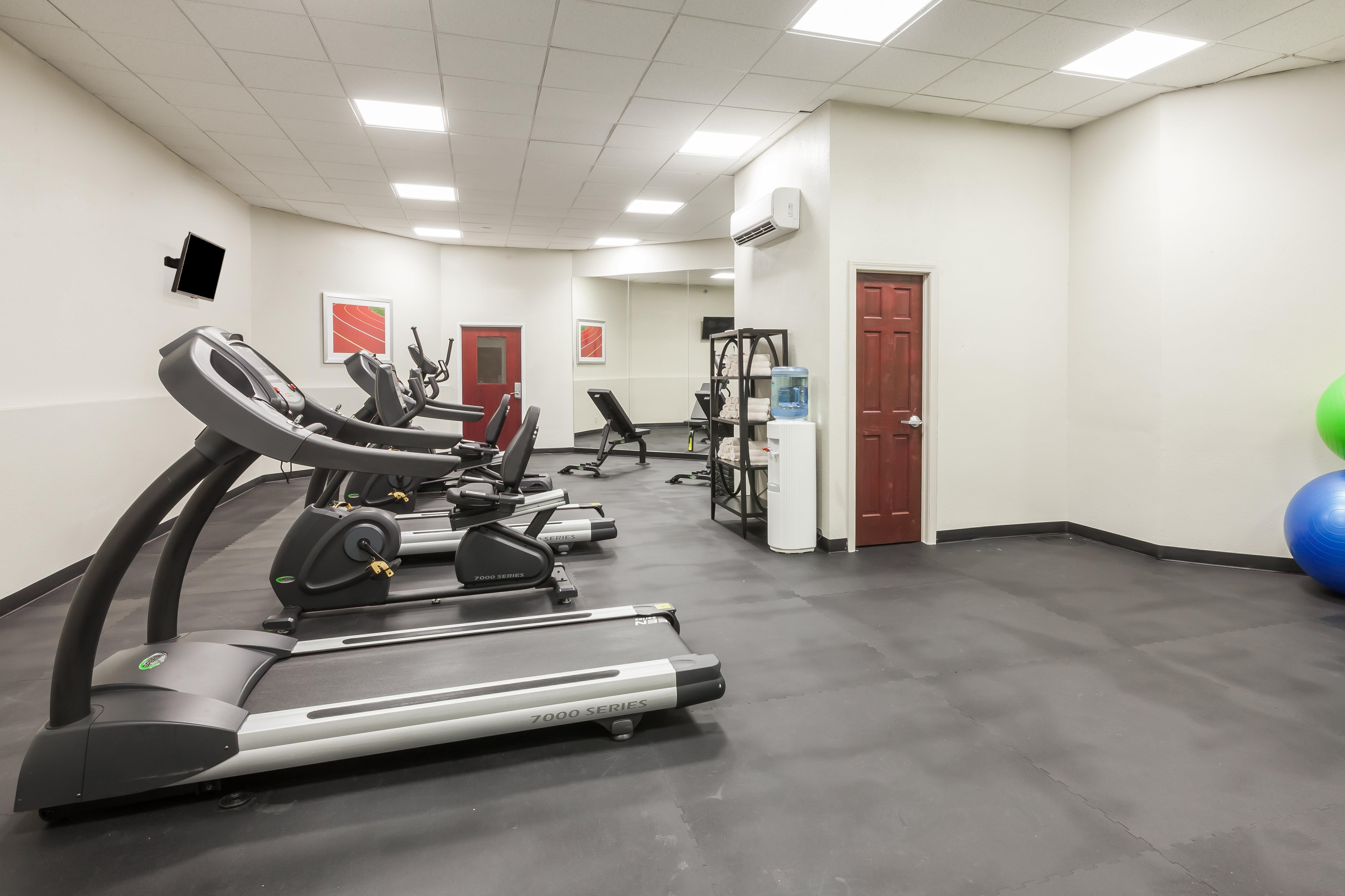 Holiday Inn Hotel & Suites Oklahoma City North By Ihg Екстериор снимка