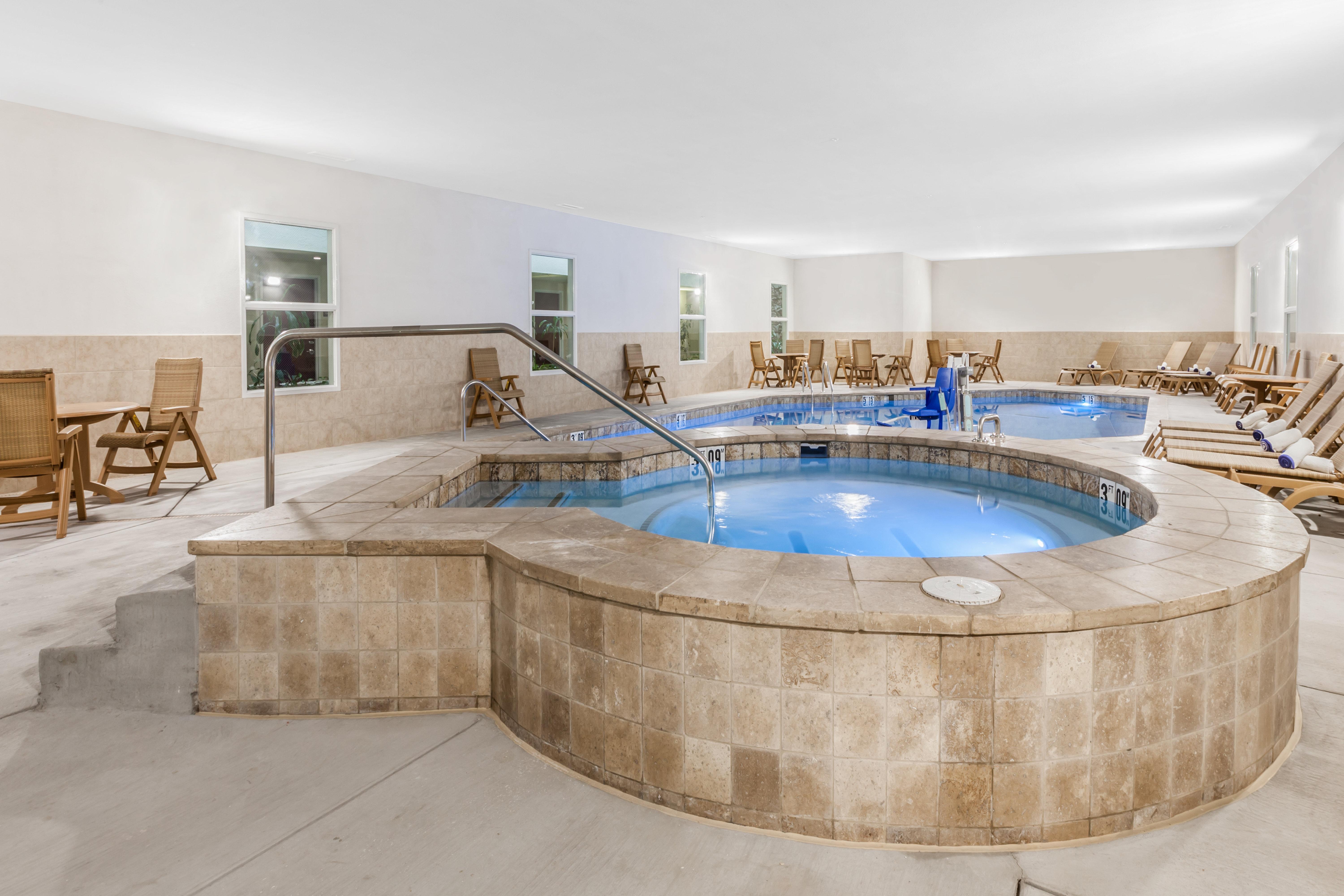 Holiday Inn Hotel & Suites Oklahoma City North By Ihg Екстериор снимка
