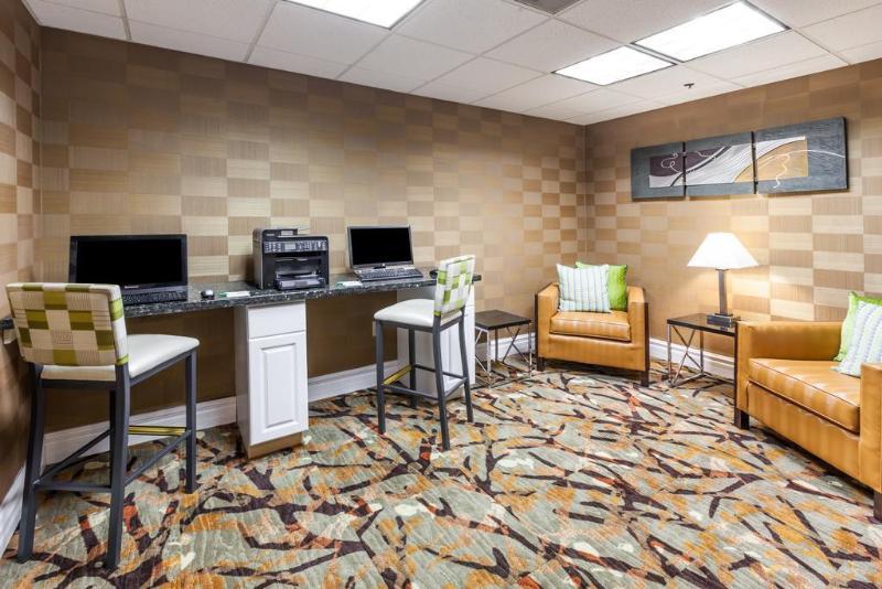 Holiday Inn Hotel & Suites Oklahoma City North By Ihg Екстериор снимка