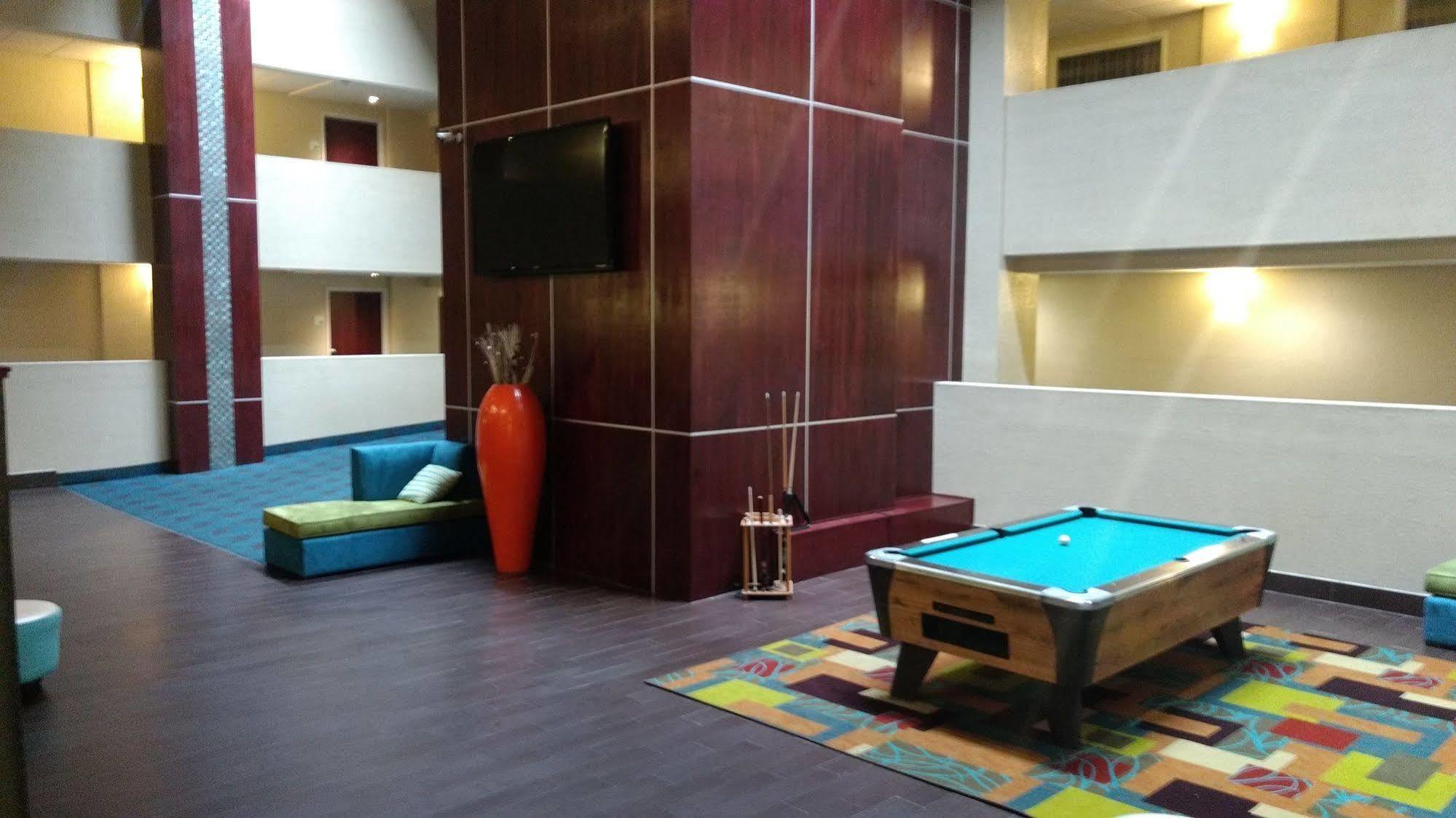Holiday Inn Hotel & Suites Oklahoma City North By Ihg Екстериор снимка
